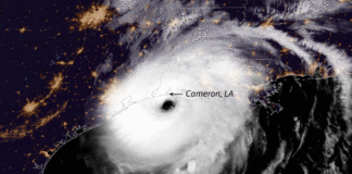 Image of hurricane approaching Gulf Coast