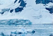 Photo of Antarctic sea Ice