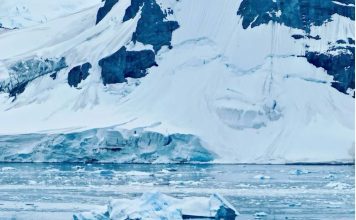 Photo of Antarctic sea Ice